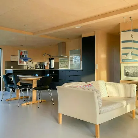 With View Of Helnaes Bay Feriehus